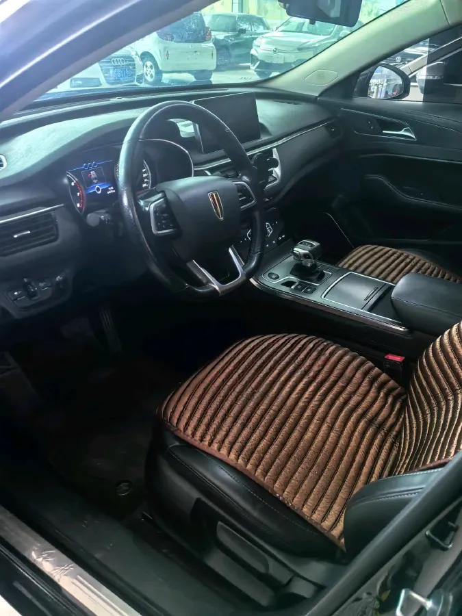 2022 HongQi H5 1.5T 169HP L4 7DCT,autocango,china used car exporter,china ev exporter,chinese used car exporter,chinese used ev exporter