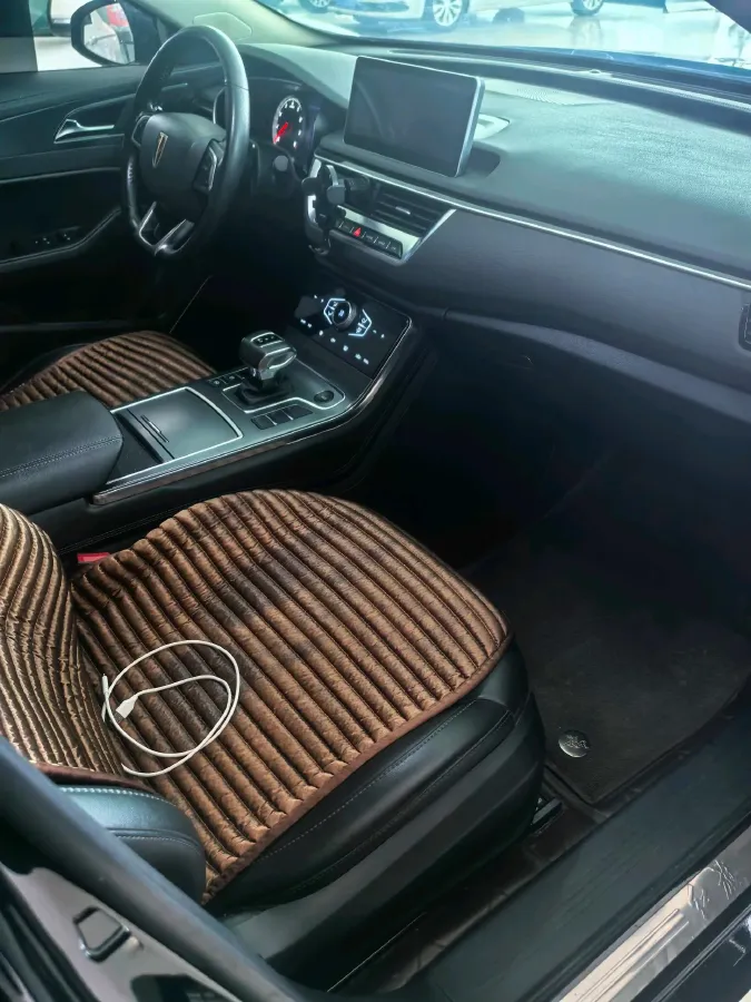 2022 HongQi H5 1.5T 169HP L4 7DCT,autocango,china used car exporter,china ev exporter,chinese used car exporter,chinese used ev exporter