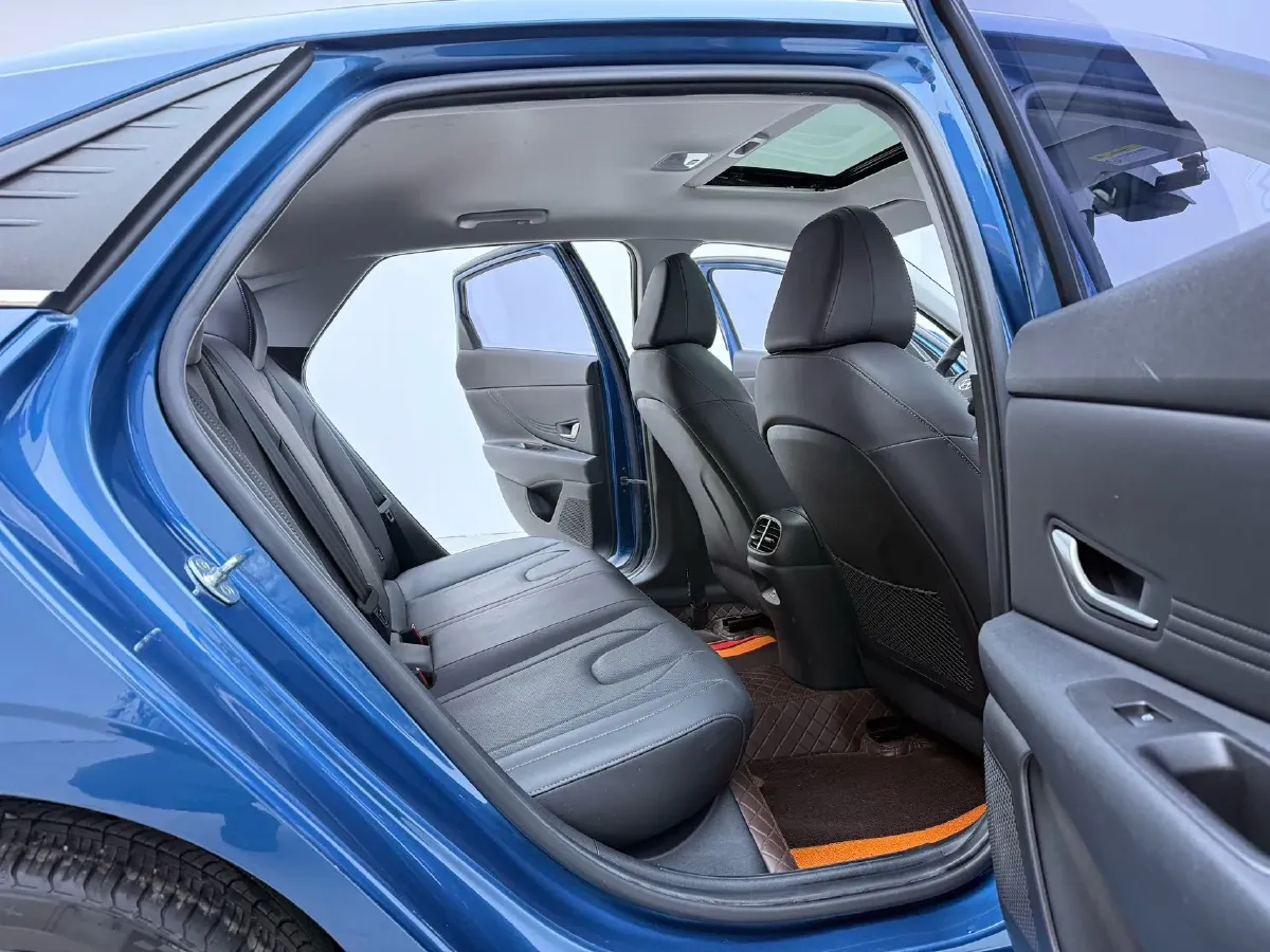 2021 Hyundai Elantra 1.5L 115HP L4 CVT,autocango,china used car exporter,china ev exporter,chinese used car exporter,chinese used ev exporter