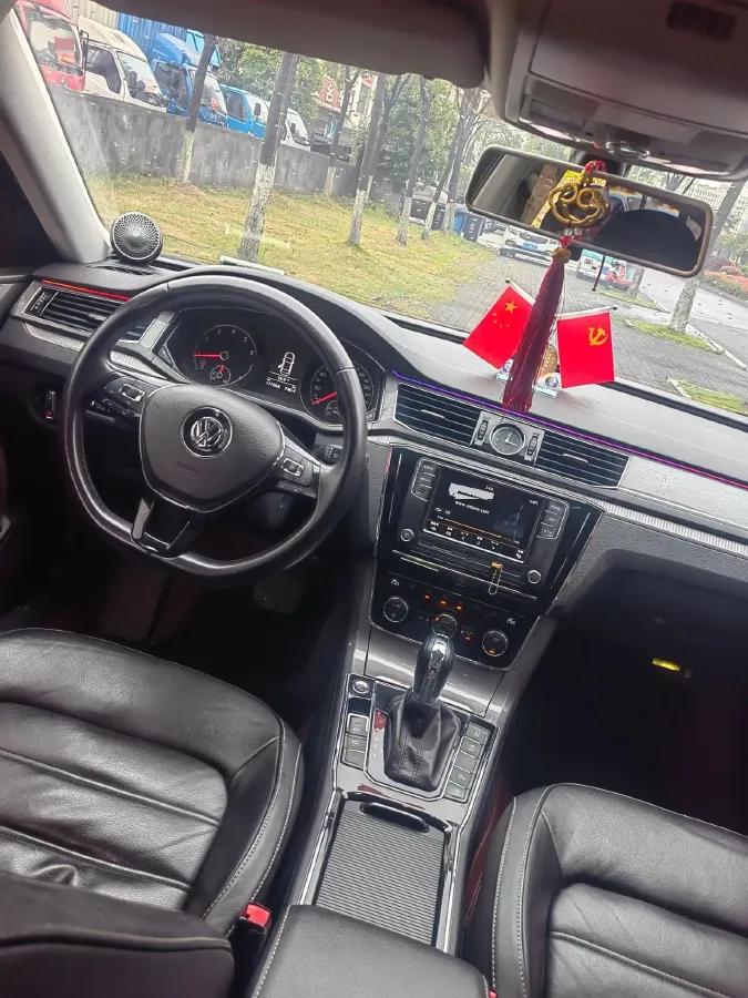 2017 Volkswagen Passat 1.8T 180HP L4 7DCT,autocango,china used car exporter,china ev exporter,chinese used car exporter,chinese used ev exporter