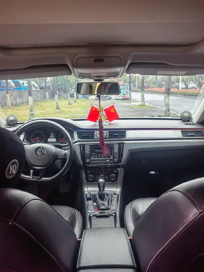 2017 Volkswagen Passat 1.8T 180HP L4 7DCT,autocango,china used car exporter,china ev exporter,chinese used car exporter,chinese used ev exporter