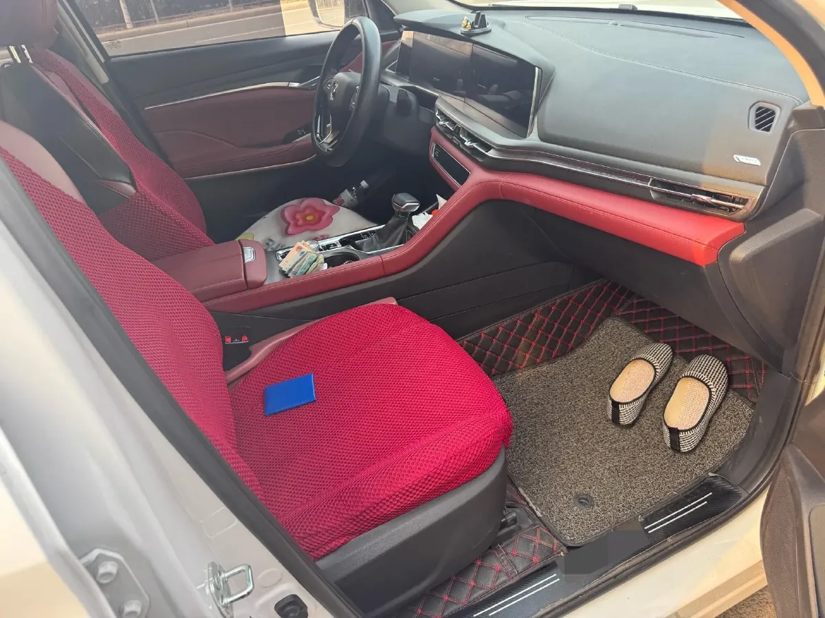 2021 ChangAn CS75 Plus 1.5T 178HP L4 6AT,autocango,china used car exporter,china ev exporter,chinese used car exporter,chinese used ev exporter