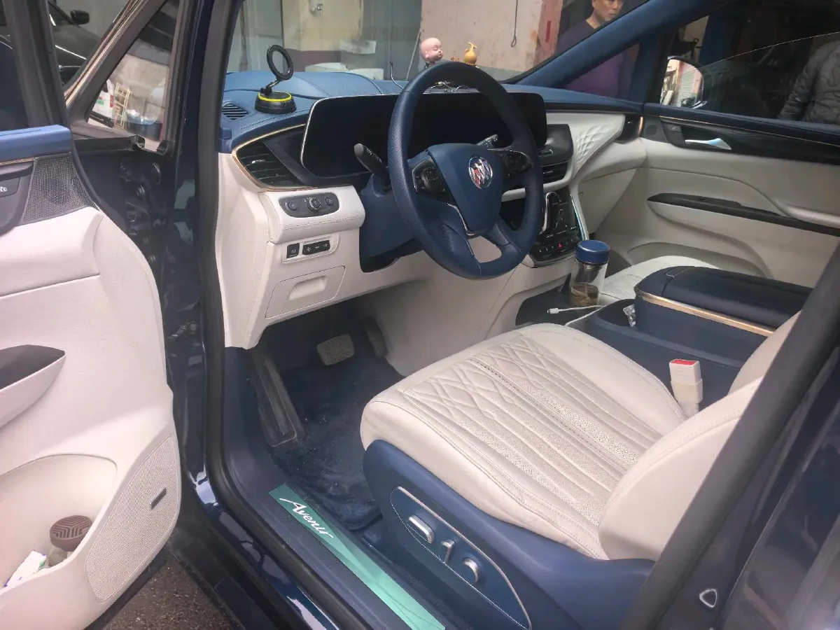 2022 Buick GL8 2.0T 237HP L4 9AT,autocango,china used car exporter,china ev exporter,chinese used car exporter,chinese used ev exporter