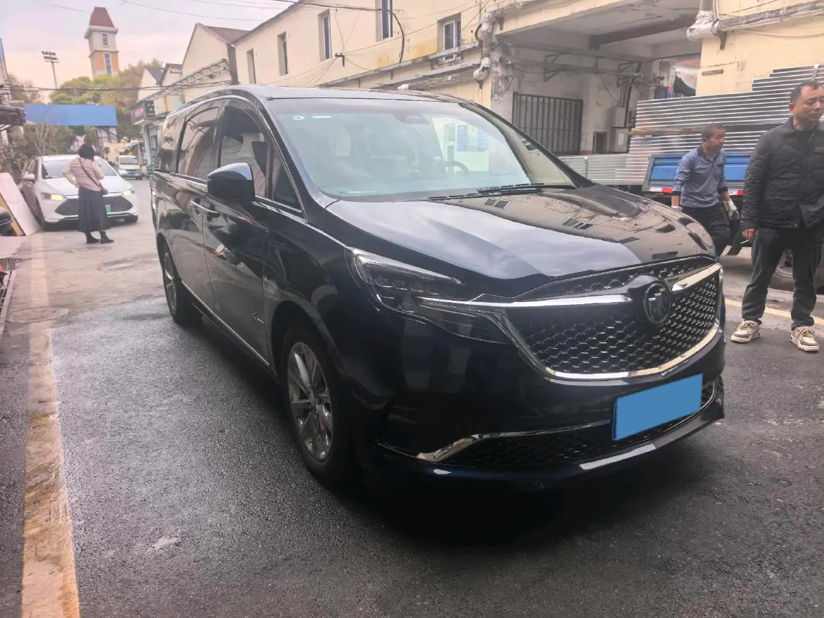 2022 Buick GL8 2.0T 237HP L4 9AT,autocango,china used car exporter,china ev exporter,chinese used car exporter,chinese used ev exporter