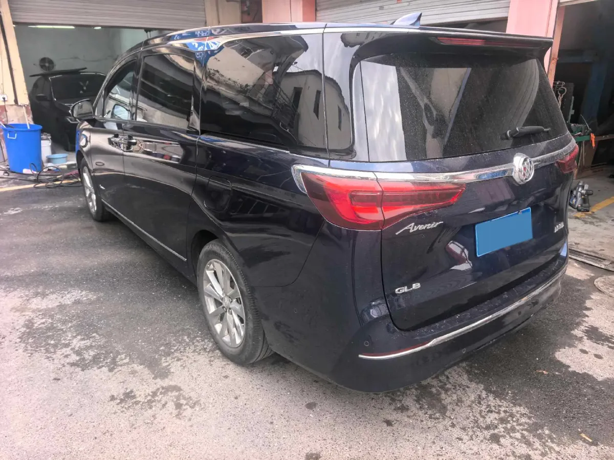 2022 Buick GL8 2.0T 237HP L4 9AT,autocango,china used car exporter,china ev exporter,chinese used car exporter,chinese used ev exporter