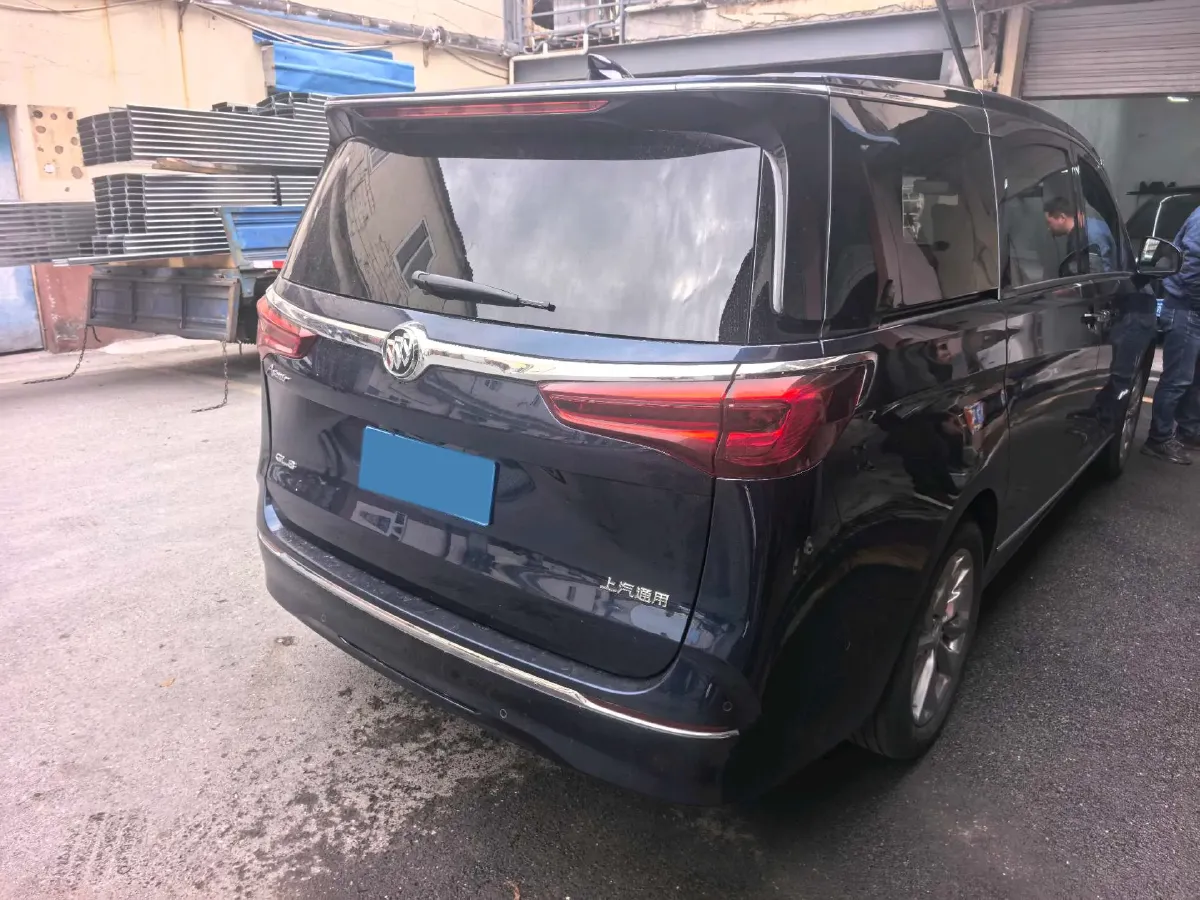 2022 Buick GL8 2.0T 237HP L4 9AT,autocango,china used car exporter,china ev exporter,chinese used car exporter,chinese used ev exporter