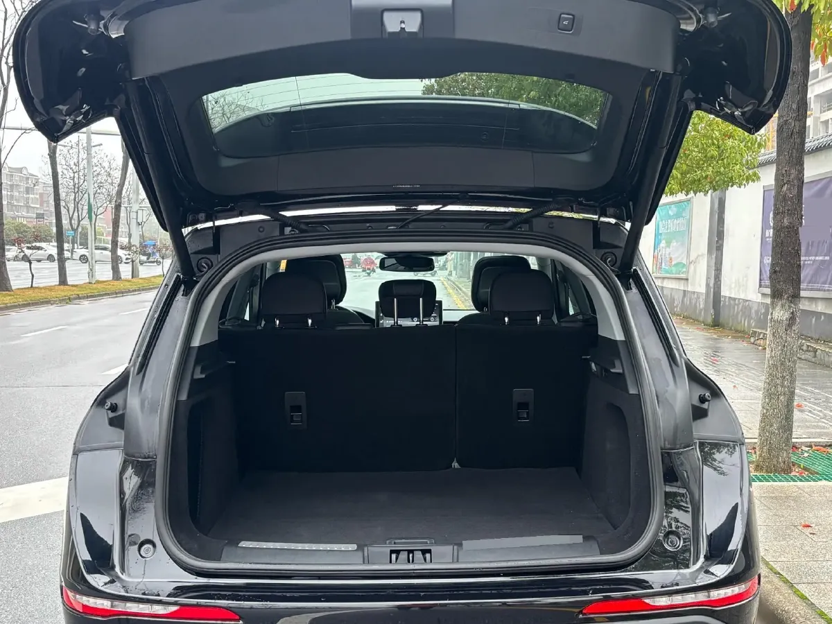 2022 Lincoln Corsair 2.0T 245HP L4 8AT,autocango,china used car exporter,china ev exporter,chinese used car exporter,chinese used ev exporter