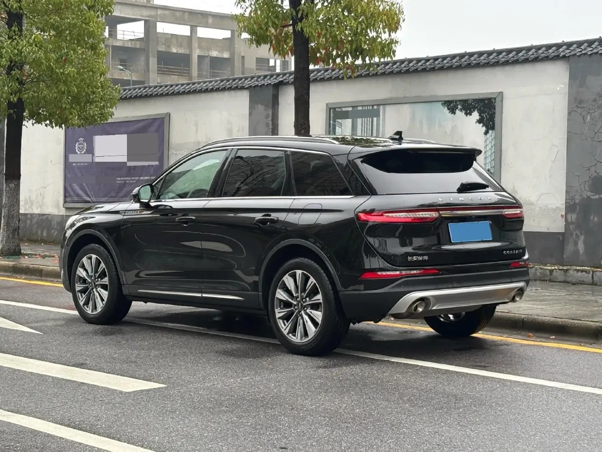 2022 Lincoln Corsair 2.0T 245HP L4 8AT,autocango,china used car exporter,china ev exporter,chinese used car exporter,chinese used ev exporter