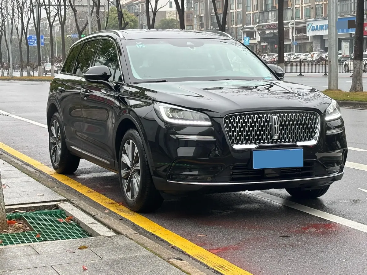2022 Lincoln Corsair 2.0T 245HP L4 8AT,autocango,china used car exporter,china ev exporter,chinese used car exporter,chinese used ev exporter