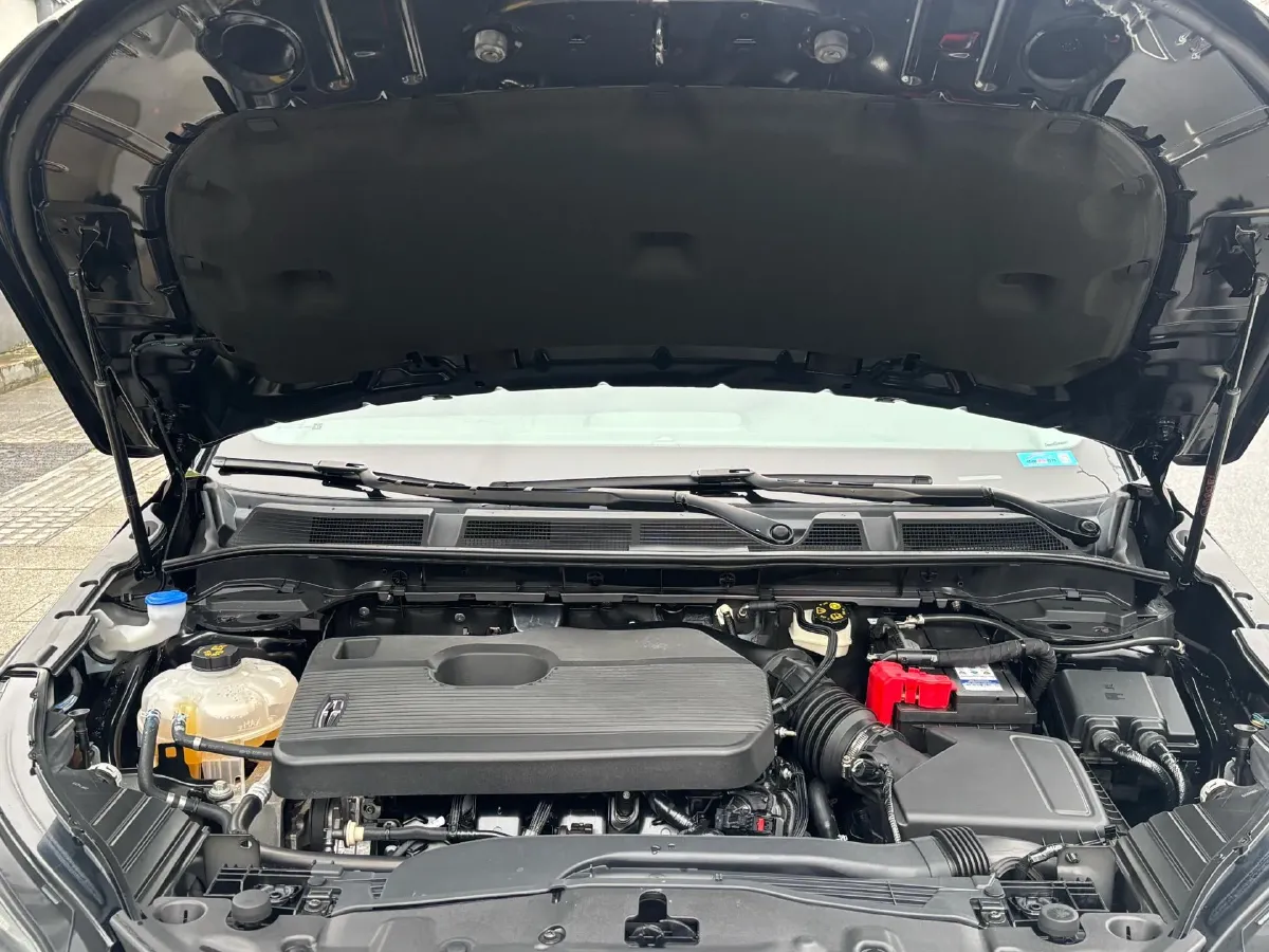 2022 Lincoln Corsair 2.0T 245HP L4 8AT,autocango,china used car exporter,china ev exporter,chinese used car exporter,chinese used ev exporter