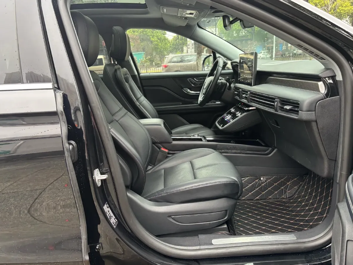 2022 Lincoln Corsair 2.0T 245HP L4 8AT,autocango,china used car exporter,china ev exporter,chinese used car exporter,chinese used ev exporter