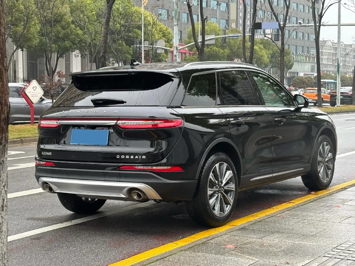 2022 Lincoln Corsair 2.0T 245HP L4 8AT,autocango,china used car exporter,china ev exporter,chinese used car exporter,chinese used ev exporter