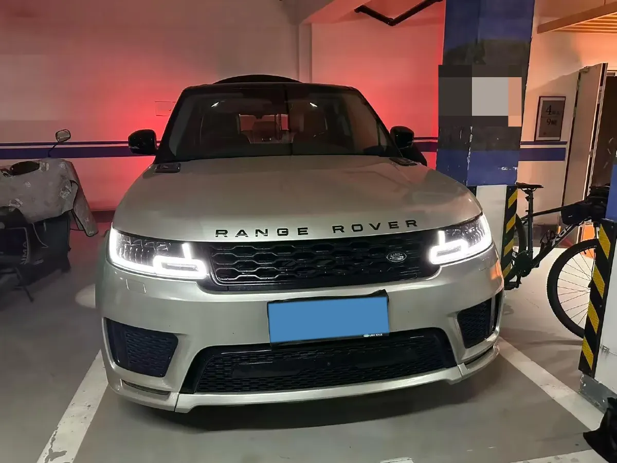 2021 Land Rover Range Rover Sport 3.0T 360HP L6 8AT,autocango,china used car exporter,china ev exporter,chinese used car exporter,chinese used ev exporter
