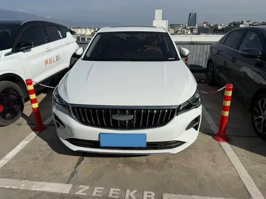 2025 Geely Emgrand 1.5L 127HP L4 CVT,autocango,china used car exporter,china ev exporter,chinese used car exporter,chinese used ev exporter