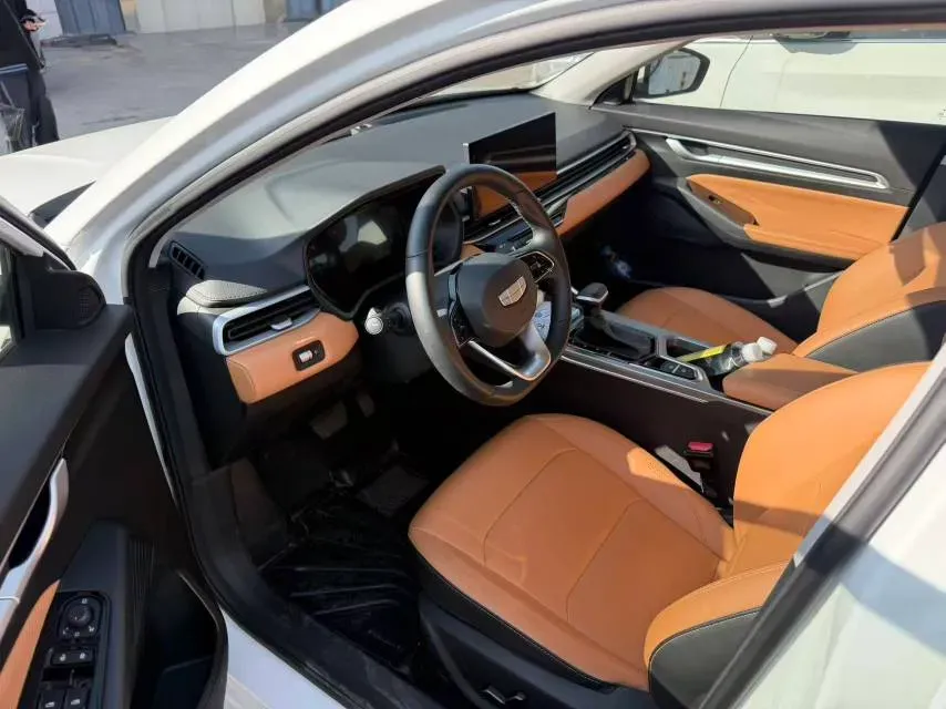 2025 Geely Emgrand 1.5L 127HP L4 CVT,autocango,china used car exporter,china ev exporter,chinese used car exporter,chinese used ev exporter