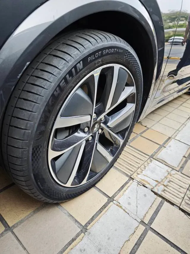 2023 Li L7 Range Extended 154HP REEV 40.9KWH,autocango,china used car exporter,china ev exporter,chinese used car exporter,chinese used ev exporter