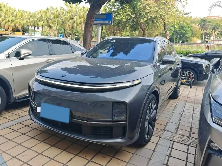 2023 Li L7 Range Extended 154HP REEV 40.9KWH,autocango,china used car exporter,china ev exporter,chinese used car exporter,chinese used ev exporter