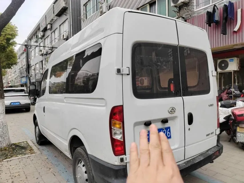 2018 MAXUS XinTu V80 2.5T 136HP L4 6MT,autocango,china used car exporter,china ev exporter,chinese used car exporter,chinese used ev exporter