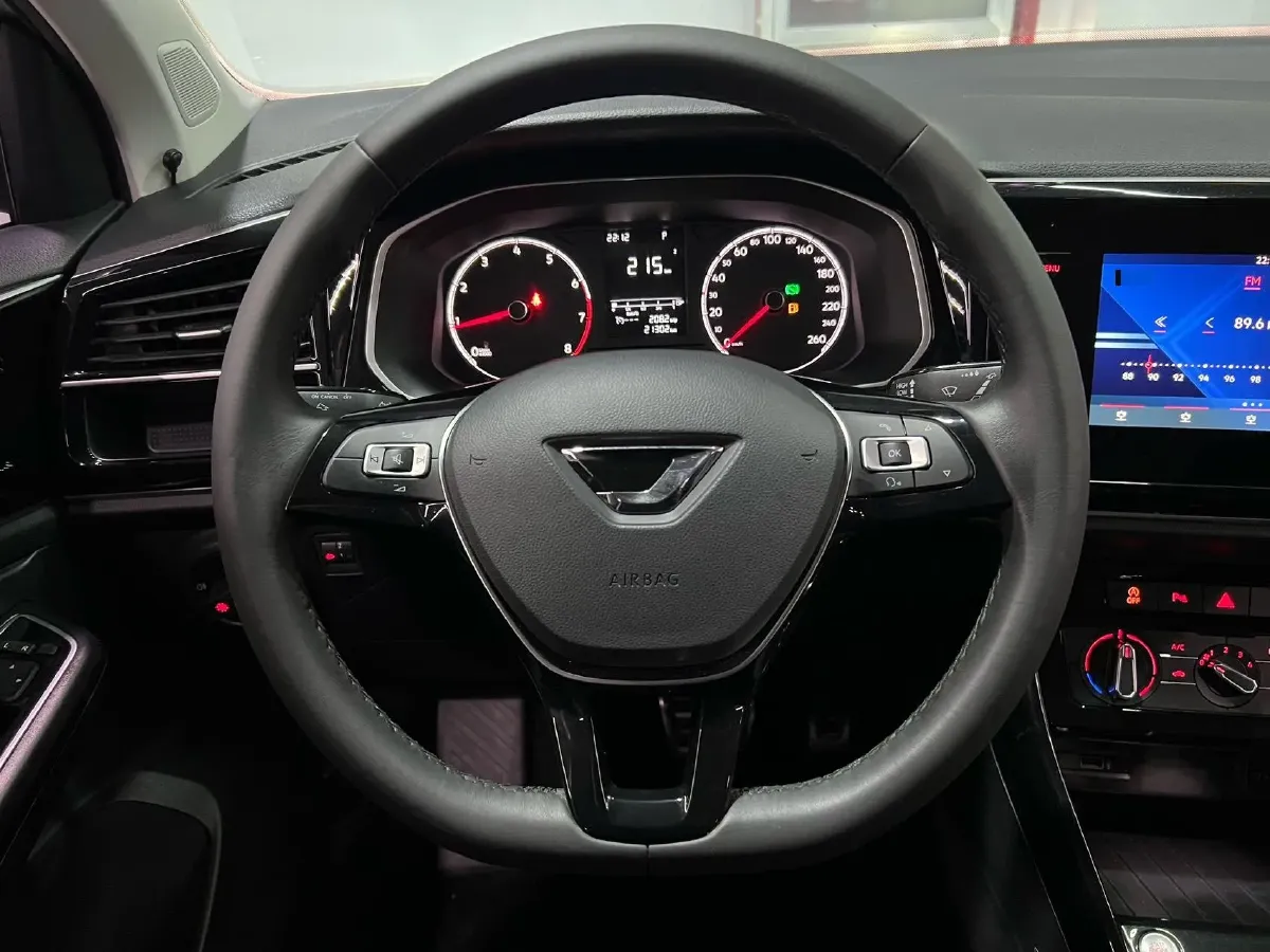 2021 Jetta VS5 1.4T 150HP L4 6AT,autocango,china used car exporter,china ev exporter,chinese used car exporter,chinese used ev exporter