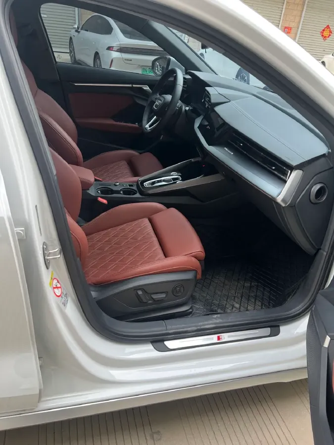 2025 Audi A3 1.5T 160HP L4 7DCT,autocango,china used car exporter,china ev exporter,chinese used car exporter,chinese used ev exporter