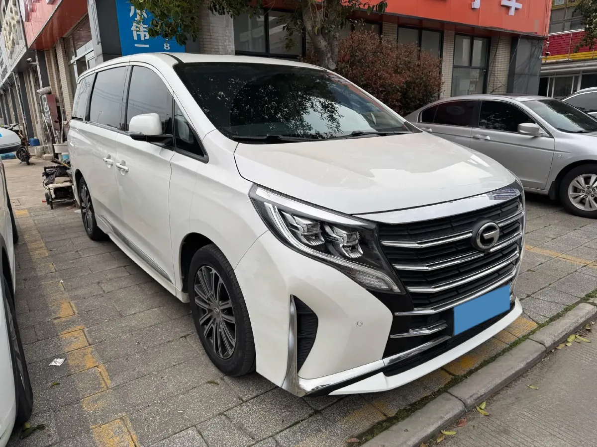 2021 GAC Trumpchi M8 2.0T 252HP L4 8AT,autocango,china used car exporter,china ev exporter,chinese used car exporter,chinese used ev exporter