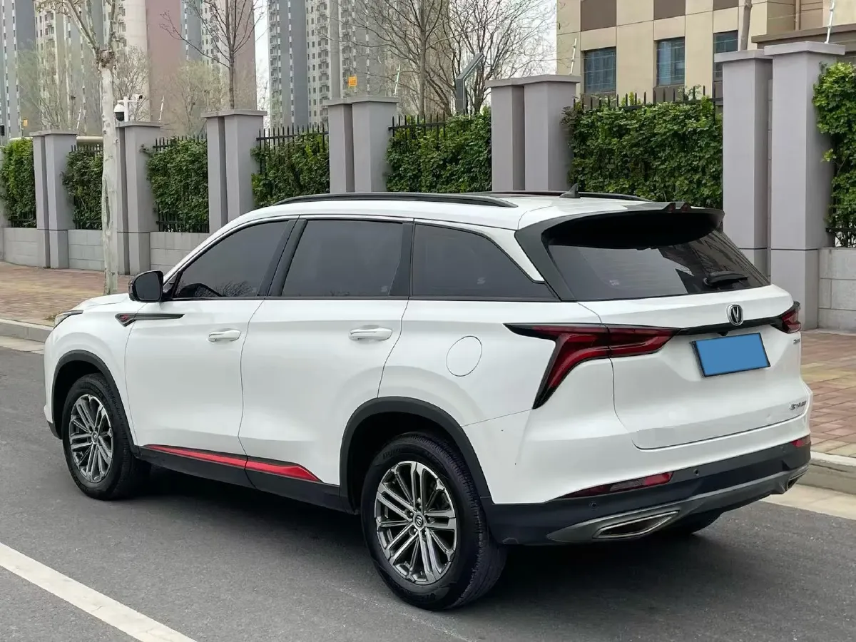 2022 ChangAn CS75 Plus 1.5T 178HP L4 6AT,autocango,china used car exporter,china ev exporter,chinese used car exporter,chinese used ev exporter