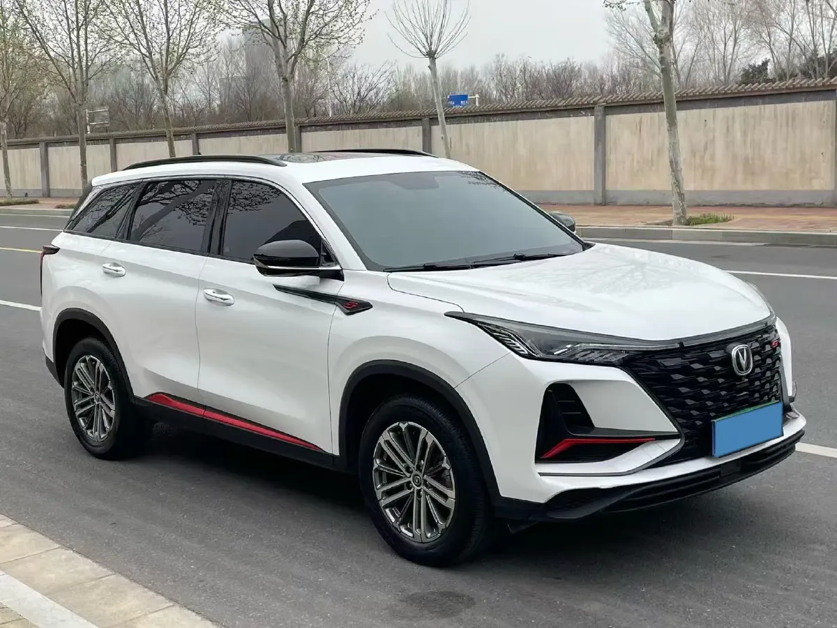 2022 ChangAn CS75 Plus 1.5T 178HP L4 6AT,autocango,china used car exporter,china ev exporter,chinese used car exporter,chinese used ev exporter