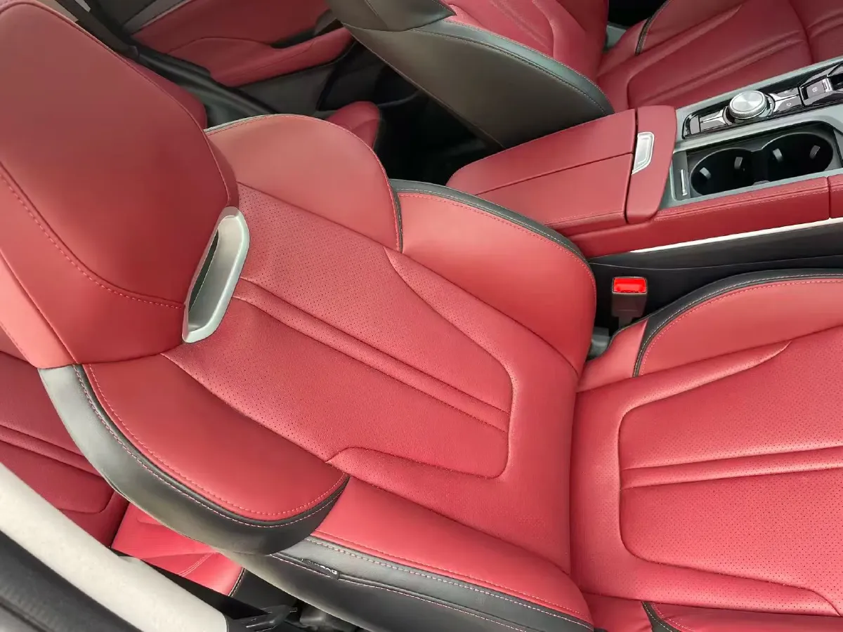 2022 ChangAn CS75 Plus 1.5T 178HP L4 6AT,autocango,china used car exporter,china ev exporter,chinese used car exporter,chinese used ev exporter