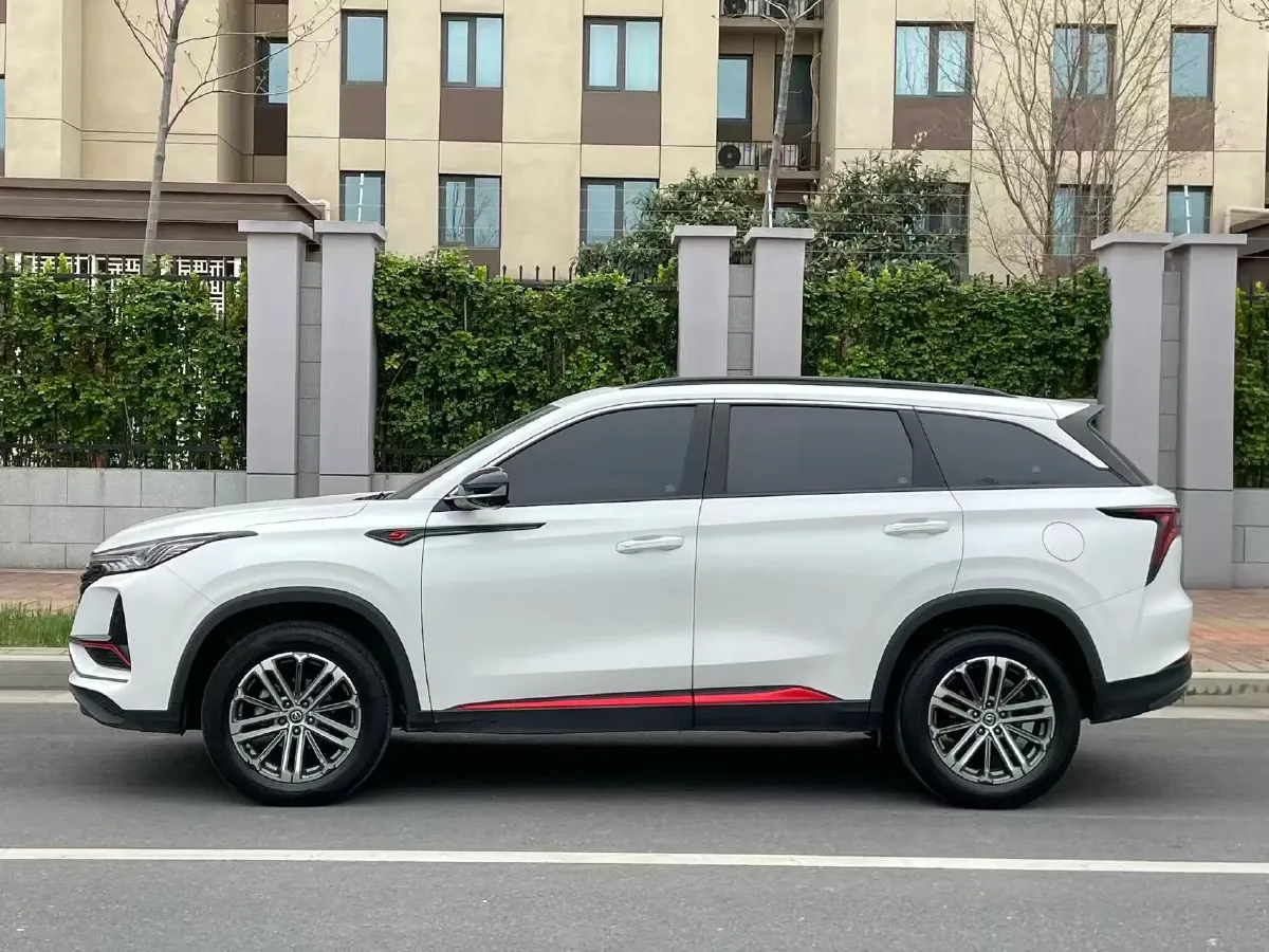 2022 ChangAn CS75 Plus 1.5T 178HP L4 6AT,autocango,china used car exporter,china ev exporter,chinese used car exporter,chinese used ev exporter