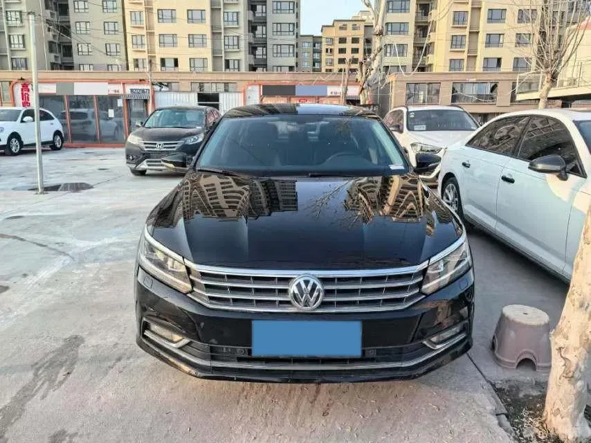 2017 Volkswagen Passat 2.0T 220HP L4 7DCT,autocango,china used car exporter,china ev exporter,chinese used car exporter,chinese used ev exporter