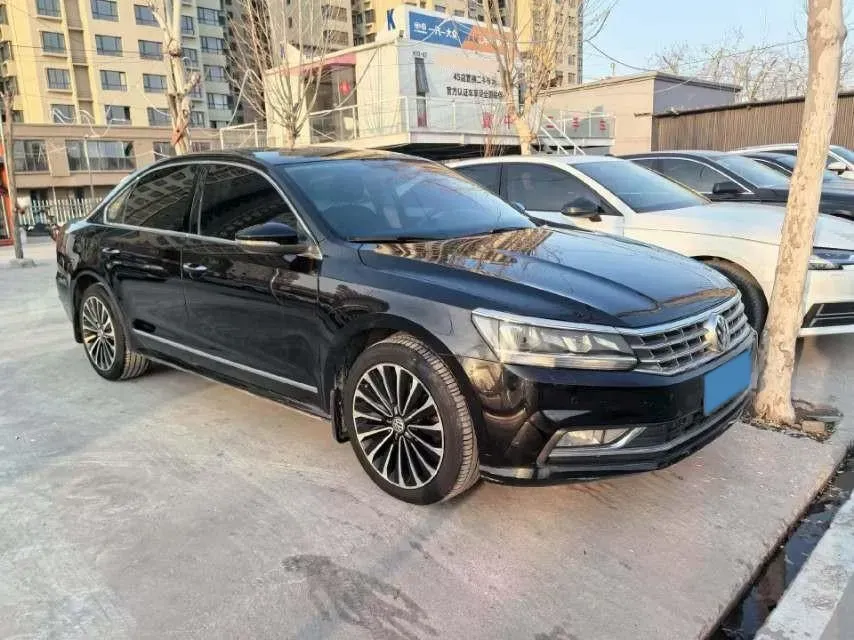 2017 Volkswagen Passat 2.0T 220HP L4 7DCT,autocango,china used car exporter,china ev exporter,chinese used car exporter,chinese used ev exporter