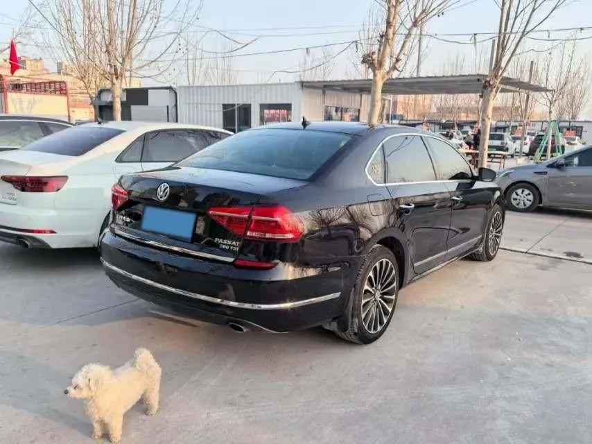 2017 Volkswagen Passat 2.0T 220HP L4 7DCT,autocango,china used car exporter,china ev exporter,chinese used car exporter,chinese used ev exporter