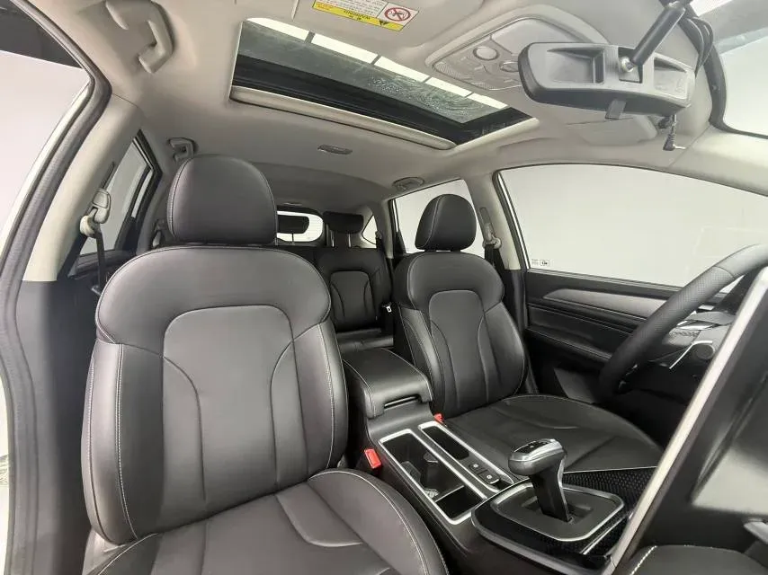 2023 Haval M6 1.5T 150HP L4 7DCT,autocango,china used car exporter,china ev exporter,chinese used car exporter,chinese used ev exporter