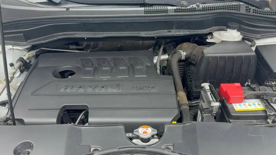 2023 Haval M6 1.5T 150HP L4 7DCT,autocango,china used car exporter,china ev exporter,chinese used car exporter,chinese used ev exporter