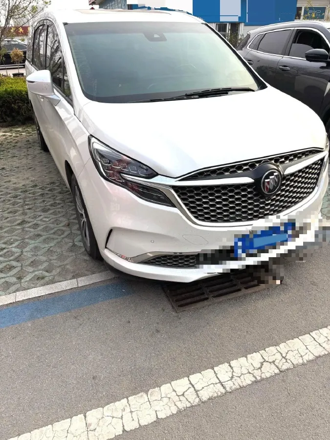 2020 Buick GL8 2.0T 237HP L4 9AT,autocango,china used car exporter,china ev exporter,chinese used car exporter,chinese used ev exporter