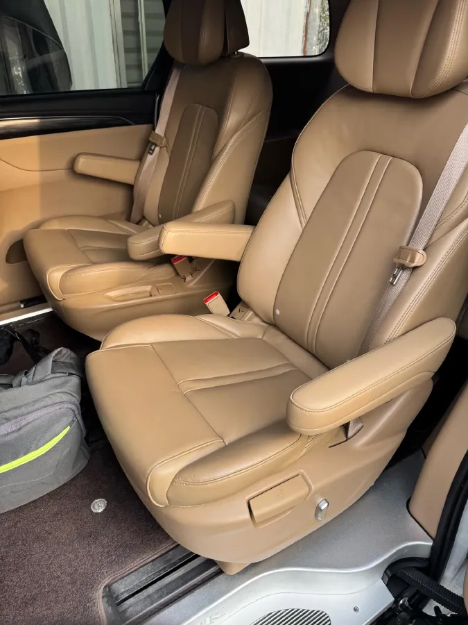 2020 Buick GL8 2.0T 237HP L4 9AT,autocango,china used car exporter,china ev exporter,chinese used car exporter,chinese used ev exporter