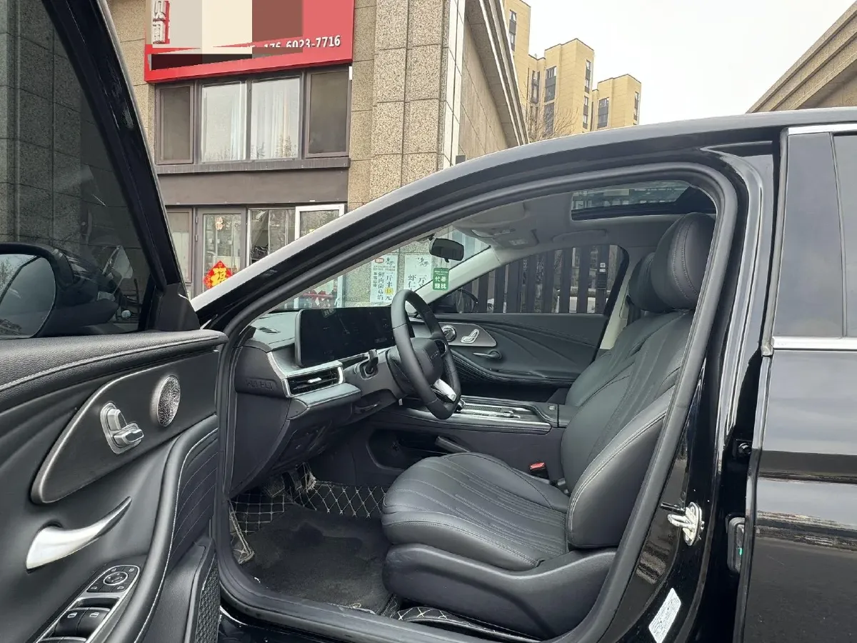 2024 Fulwin FulwinA8 1.5T 156HP L4 1DHT PHEV 18.3KWH,autocango,china used car exporter,china ev exporter,chinese used car exporter,chinese used ev exporter