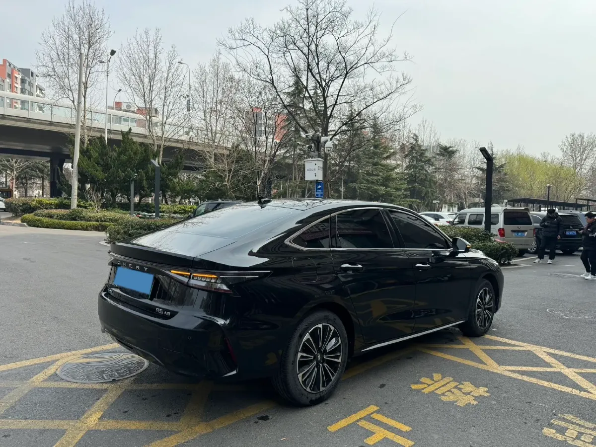 2024 Fulwin FulwinA8 1.5T 156HP L4 1DHT PHEV 18.3KWH,autocango,china used car exporter,china ev exporter,chinese used car exporter,chinese used ev exporter