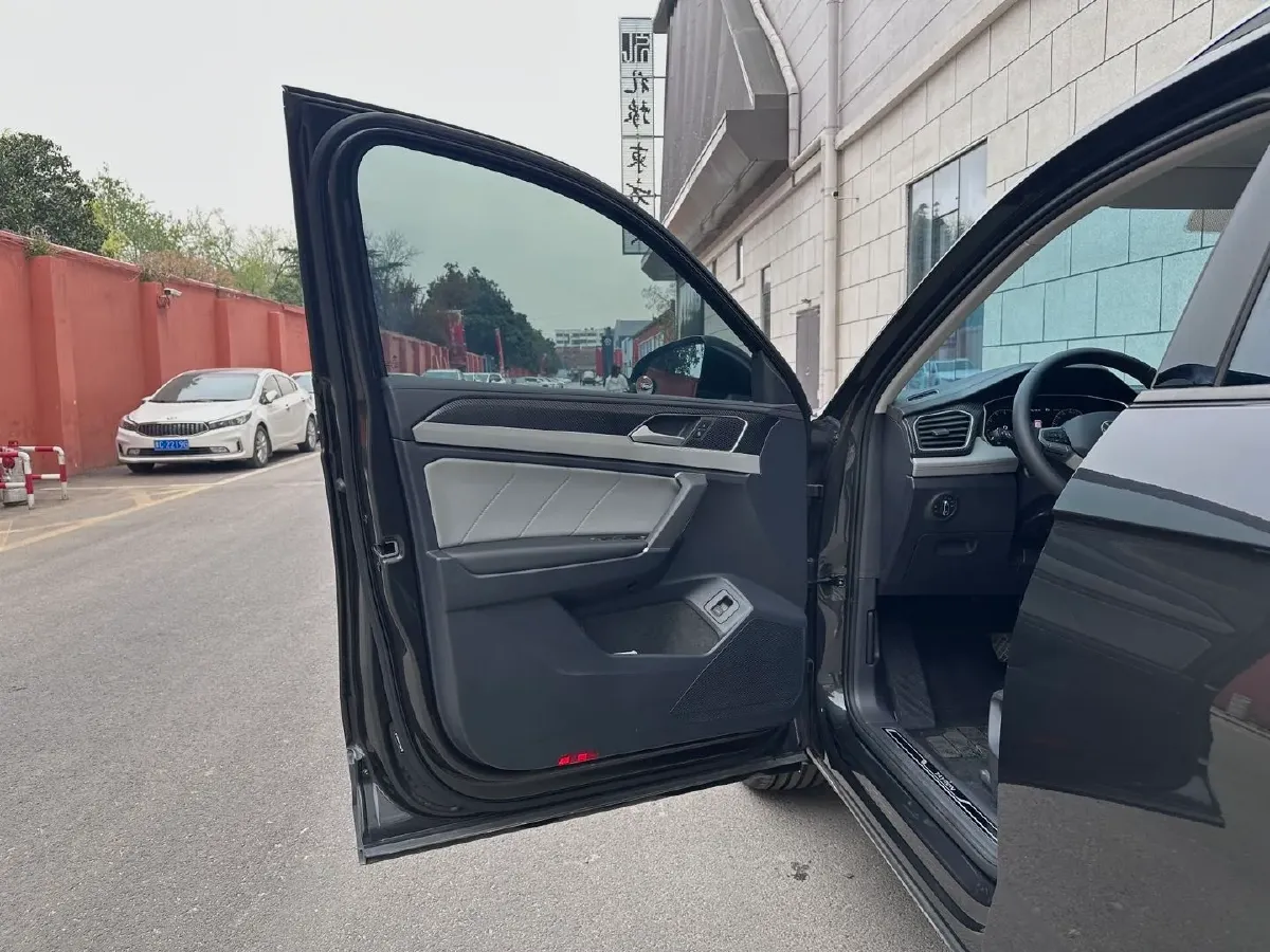 2023 Volkswagen Tayron 1.4T 150HP L4 7DCT,autocango,china used car exporter,china ev exporter,chinese used car exporter,chinese used ev exporter