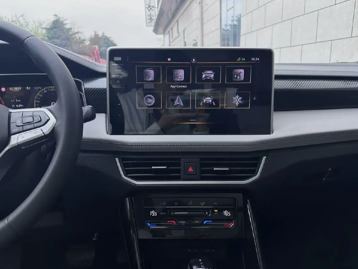 2023 Volkswagen Tayron 1.4T 150HP L4 7DCT,autocango,china used car exporter,china ev exporter,chinese used car exporter,chinese used ev exporter