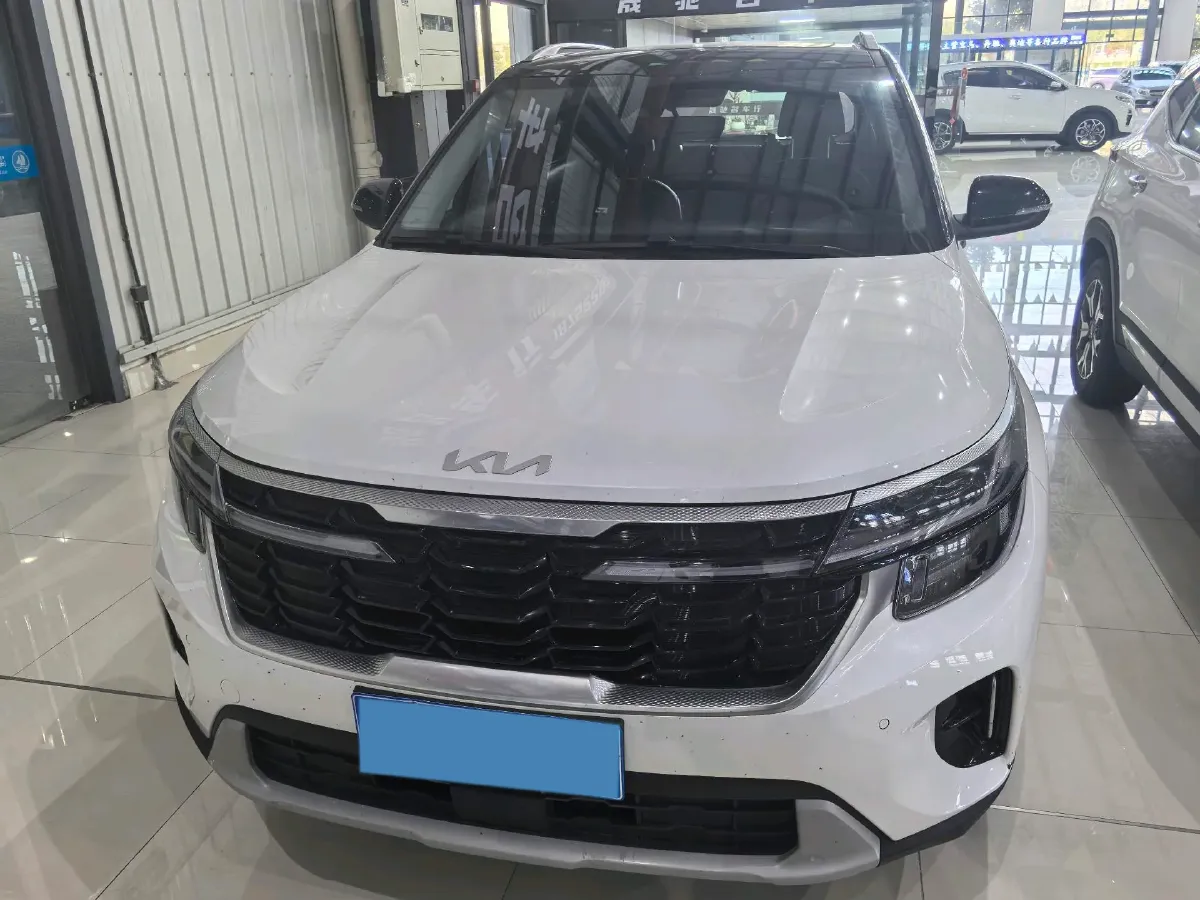 2023 Kia Seltos 1.5L 115HP L4 CVT,autocango,china used car exporter,china ev exporter,chinese used car exporter,chinese used ev exporter