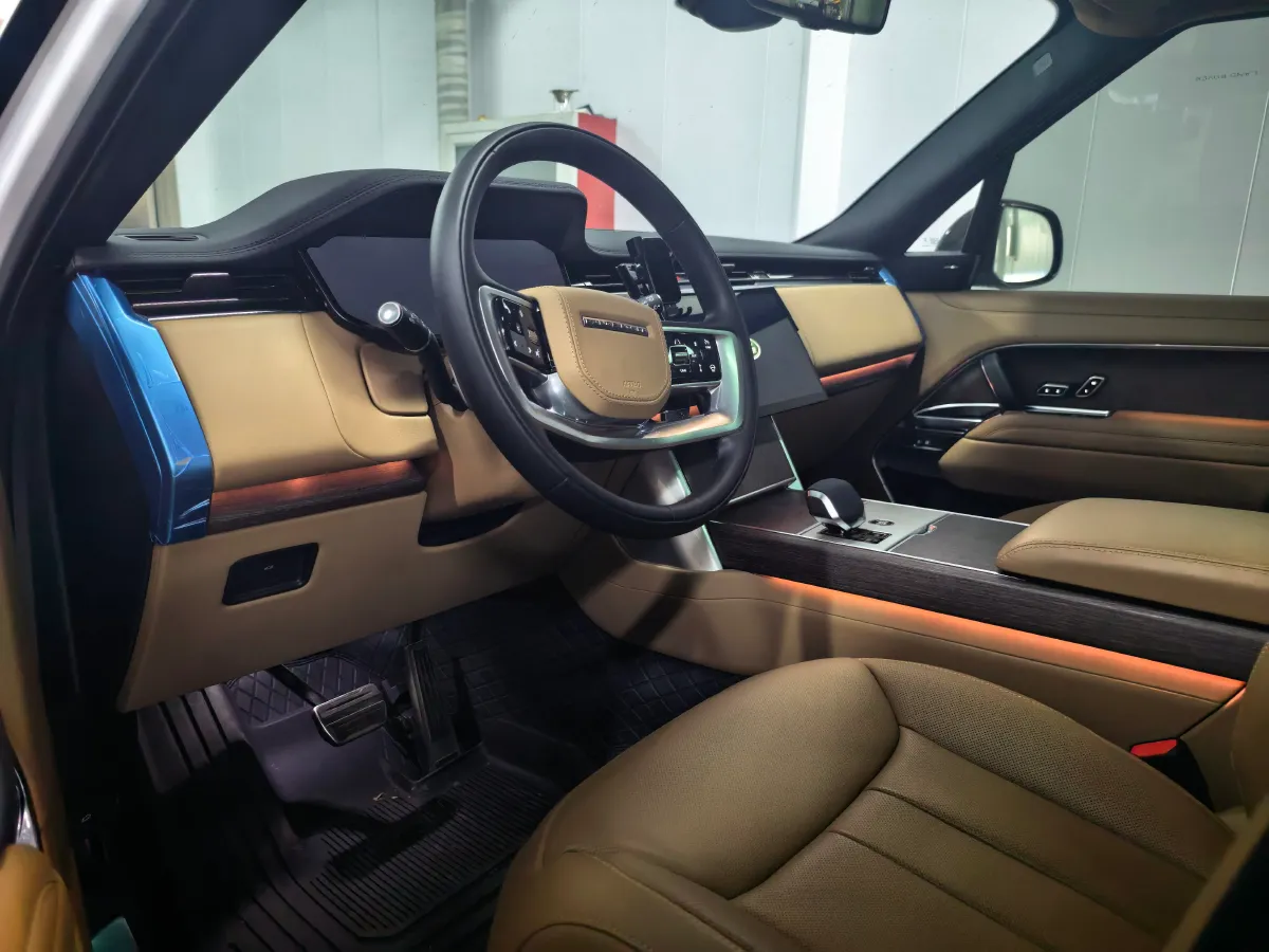 2025 Land Rover Range Rover 3.0T 400HP L6 8AT,autocango,china used car exporter,china ev exporter,chinese used car exporter,chinese used ev exporter