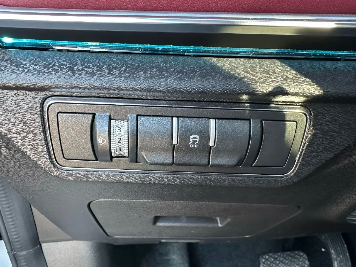 2021 Jetour X70 Plus 1.5T 156HP L4 6DCT,autocango,china used car exporter,china ev exporter,chinese used car exporter,chinese used ev exporter