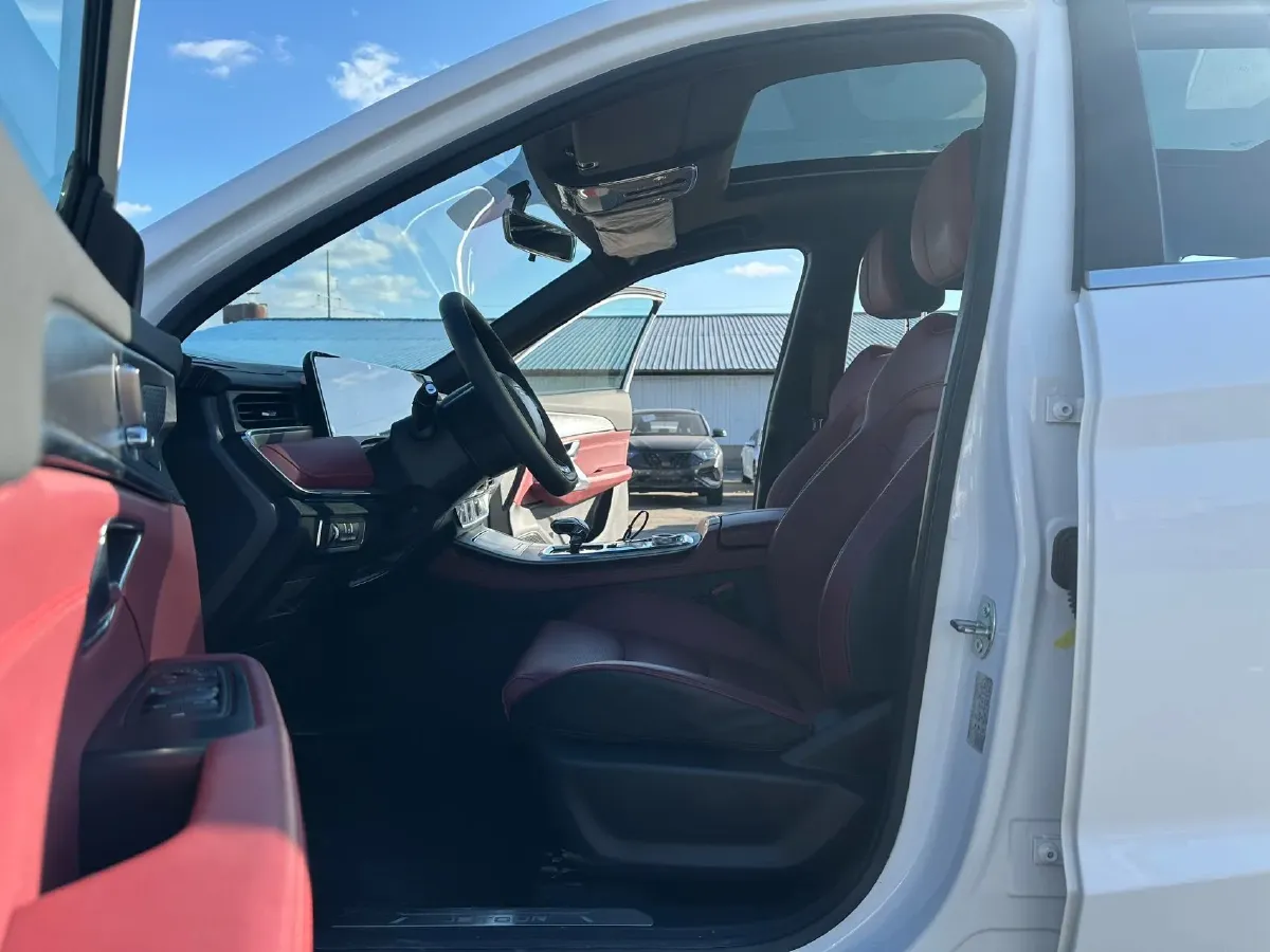 2021 Jetour X70 Plus 1.5T 156HP L4 6DCT,autocango,china used car exporter,china ev exporter,chinese used car exporter,chinese used ev exporter