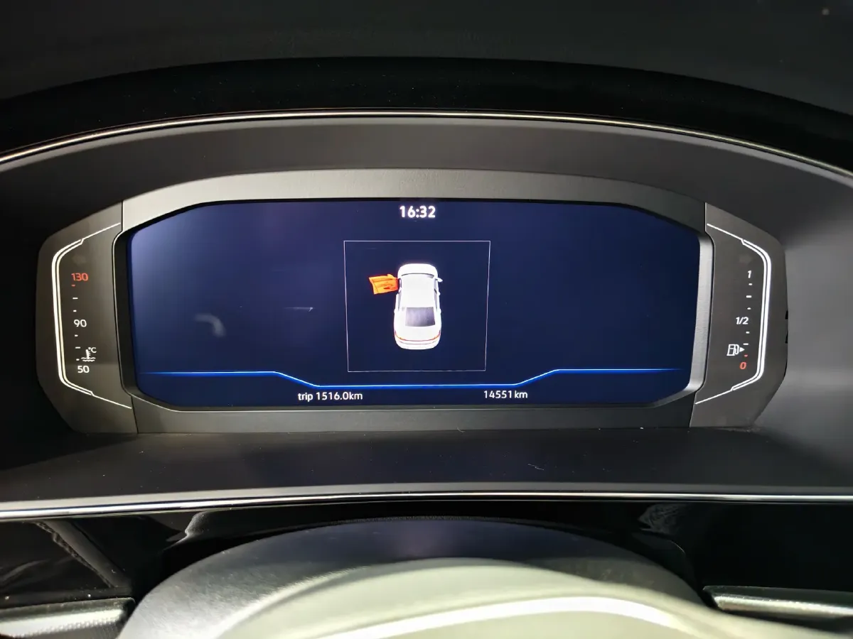 2024 Volkswagen Passat 2.0T 220HP L4 7DCT,autocango,china used car exporter,china ev exporter,chinese used car exporter,chinese used ev exporter