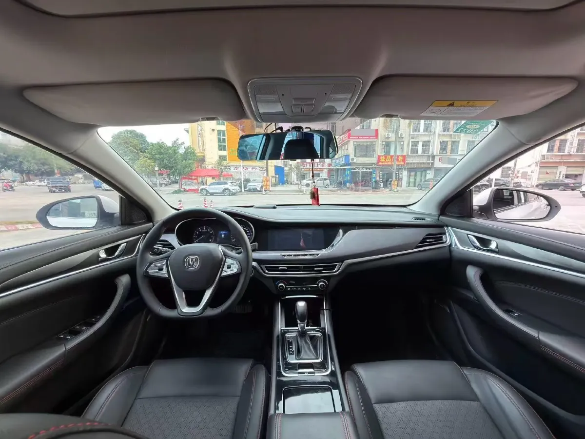 2019 ChangAn Eado 1.4T 158HP L4 7DCT,autocango,china used car exporter,china ev exporter,chinese used car exporter,chinese used ev exporter