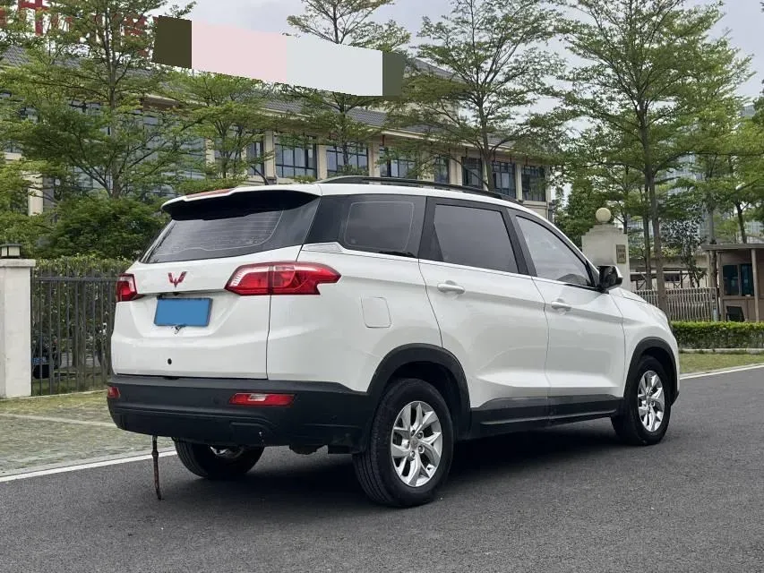 2019 WuLing HongGuang S3 1.5L 112HP L4 6MT,autocango,china used car exporter,china ev exporter,chinese used car exporter,chinese used ev exporter
