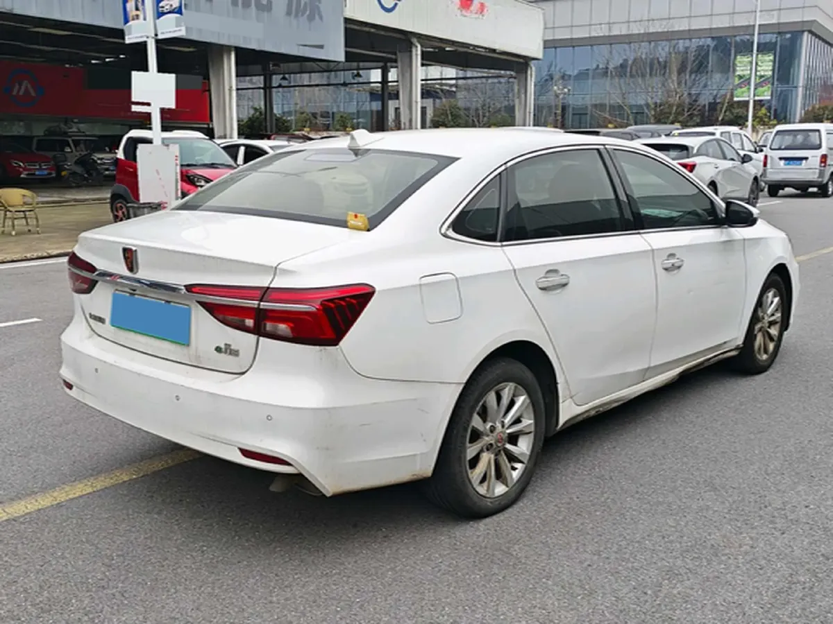 2018 Roewe i6 1.0T 125HP L3 7DCT,autocango,china used car exporter,china ev exporter,chinese used car exporter,chinese used ev exporter