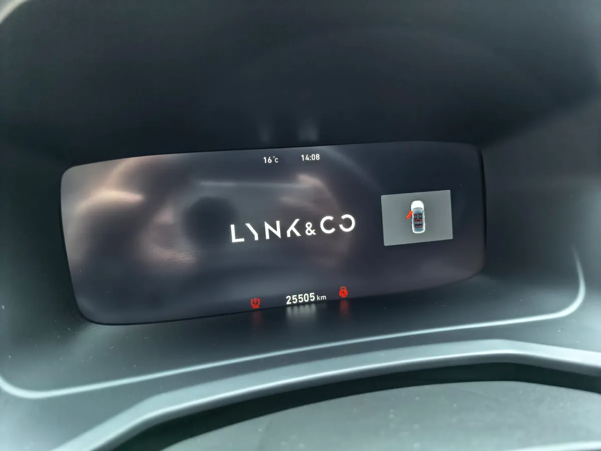 2023 LYNK&CO 06 1.5T 181HP L4 7DCT,autocango,china used car exporter,china ev exporter,chinese used car exporter,chinese used ev exporter