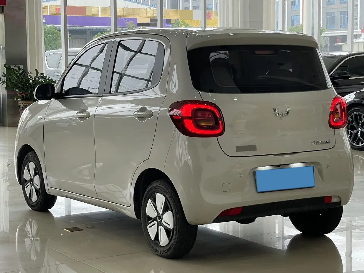 2025 WuLing HongGuang MINI EV BEV 16.2KWH,autocango,china used car exporter,china ev exporter,chinese used car exporter,chinese used ev exporter
